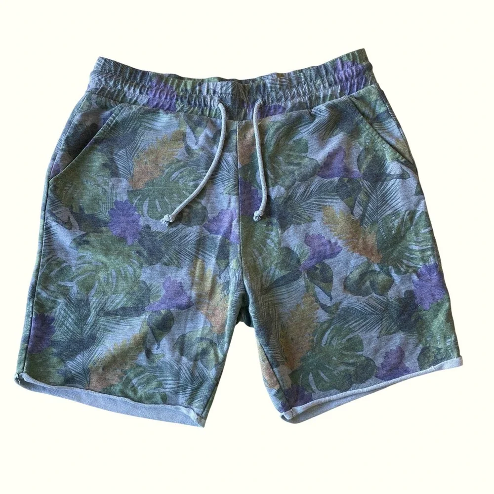 HM‎ Divided Mens Tropical Floral Sweat Shorts Gray Green Purple Raw Hem Size M